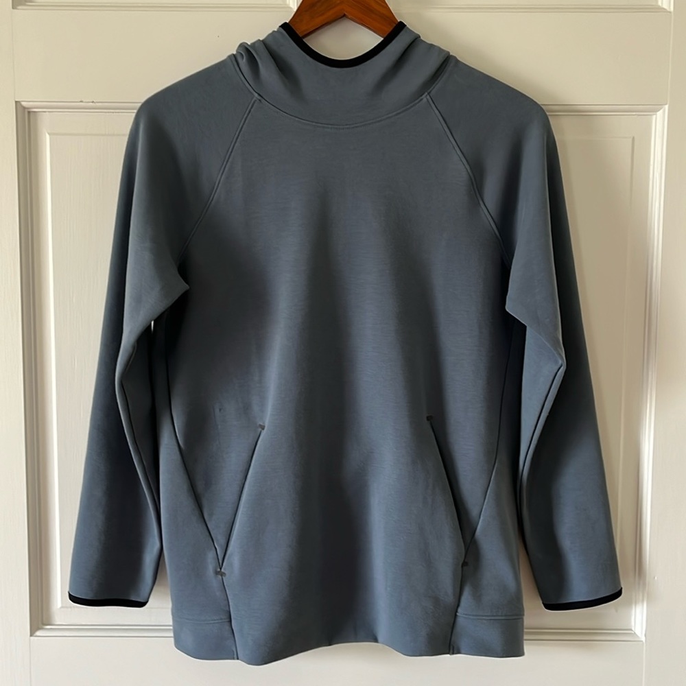 Boys XL Hoodie With Pockets Like New Condition